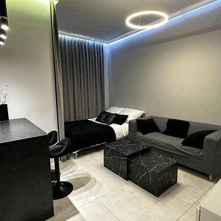 Apartamento Platinium De Lux Apartament Varsovia Exterior foto