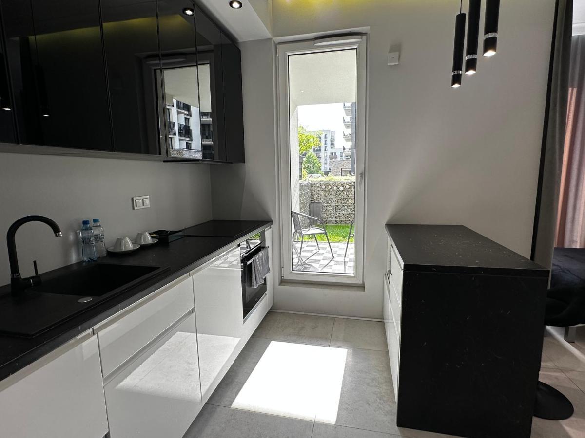 Apartamento Platinium De Lux Apartament Varsovia Exterior foto